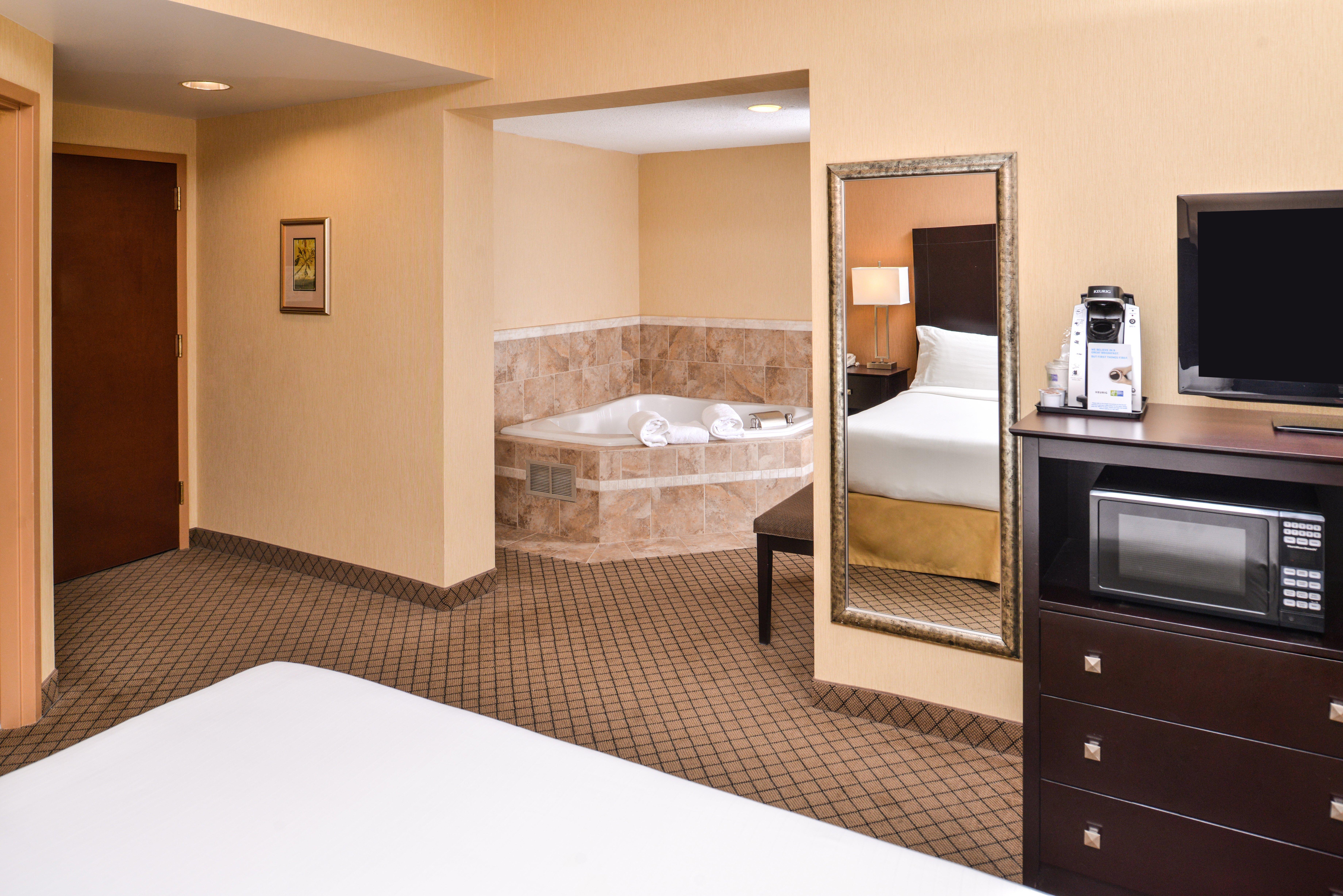 Holiday Inn Express Lewisburg - New Columbia By Ihg Экстерьер фото