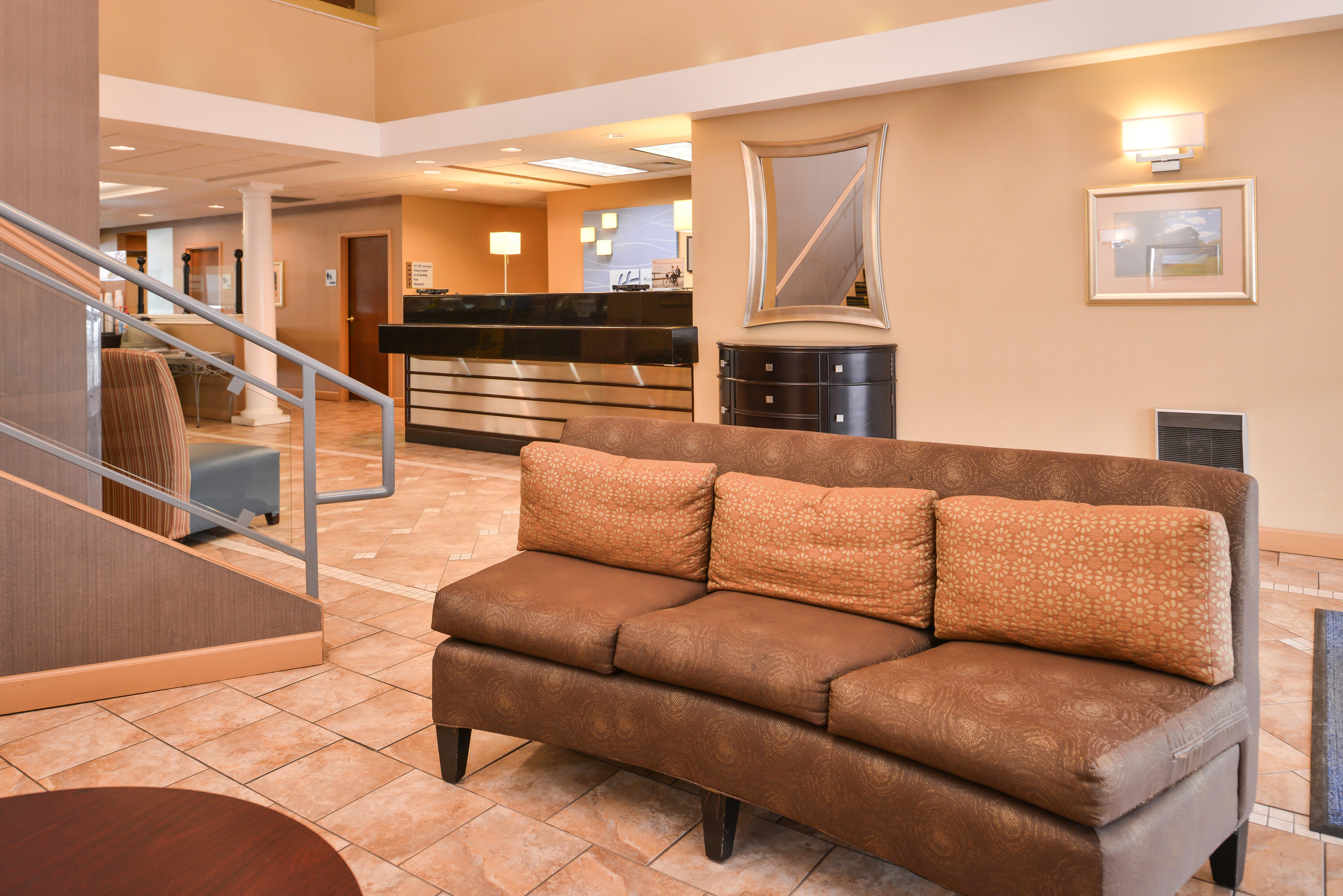 Holiday Inn Express Lewisburg - New Columbia By Ihg Экстерьер фото
