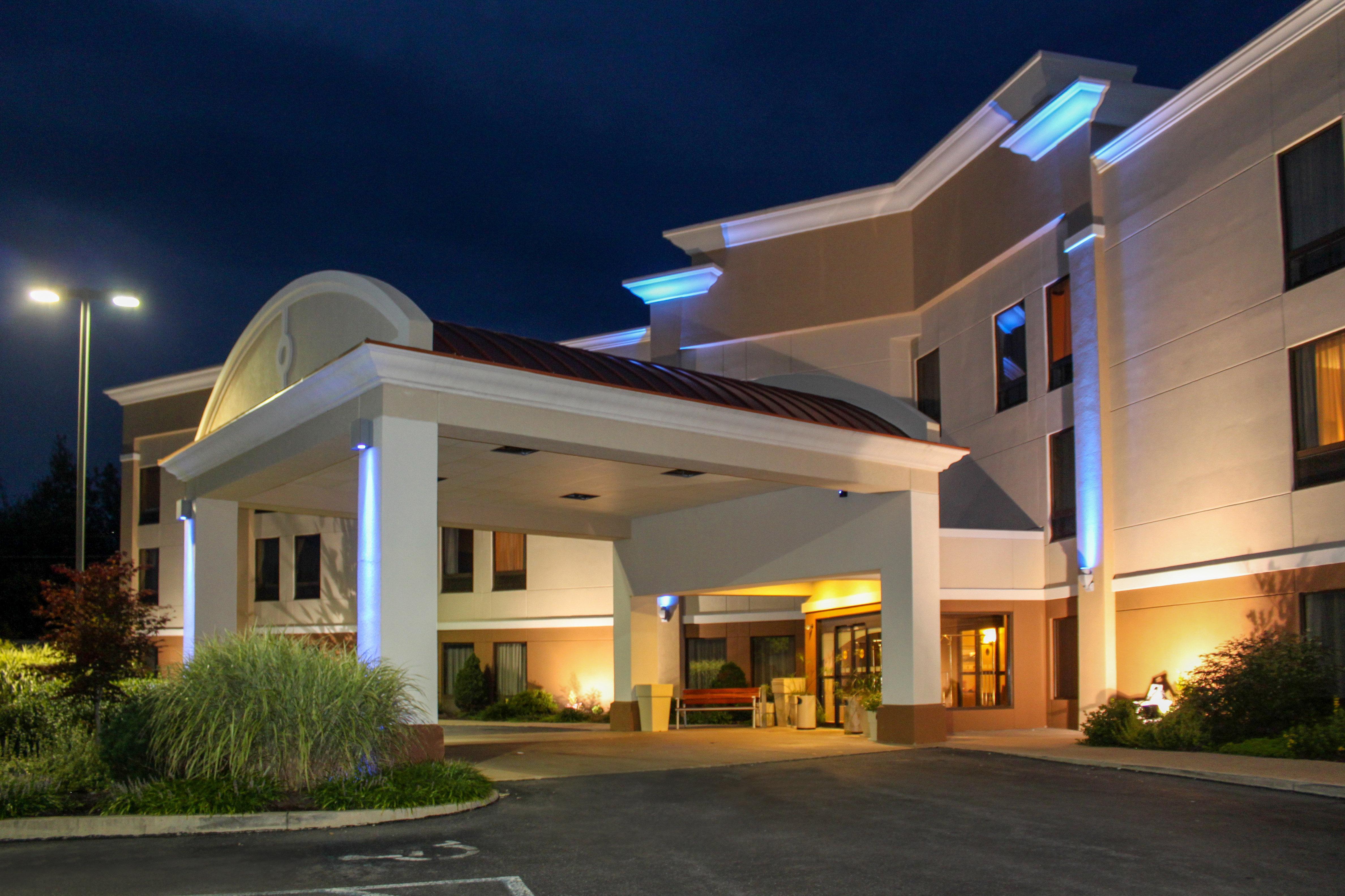 Holiday Inn Express Lewisburg - New Columbia By Ihg Экстерьер фото