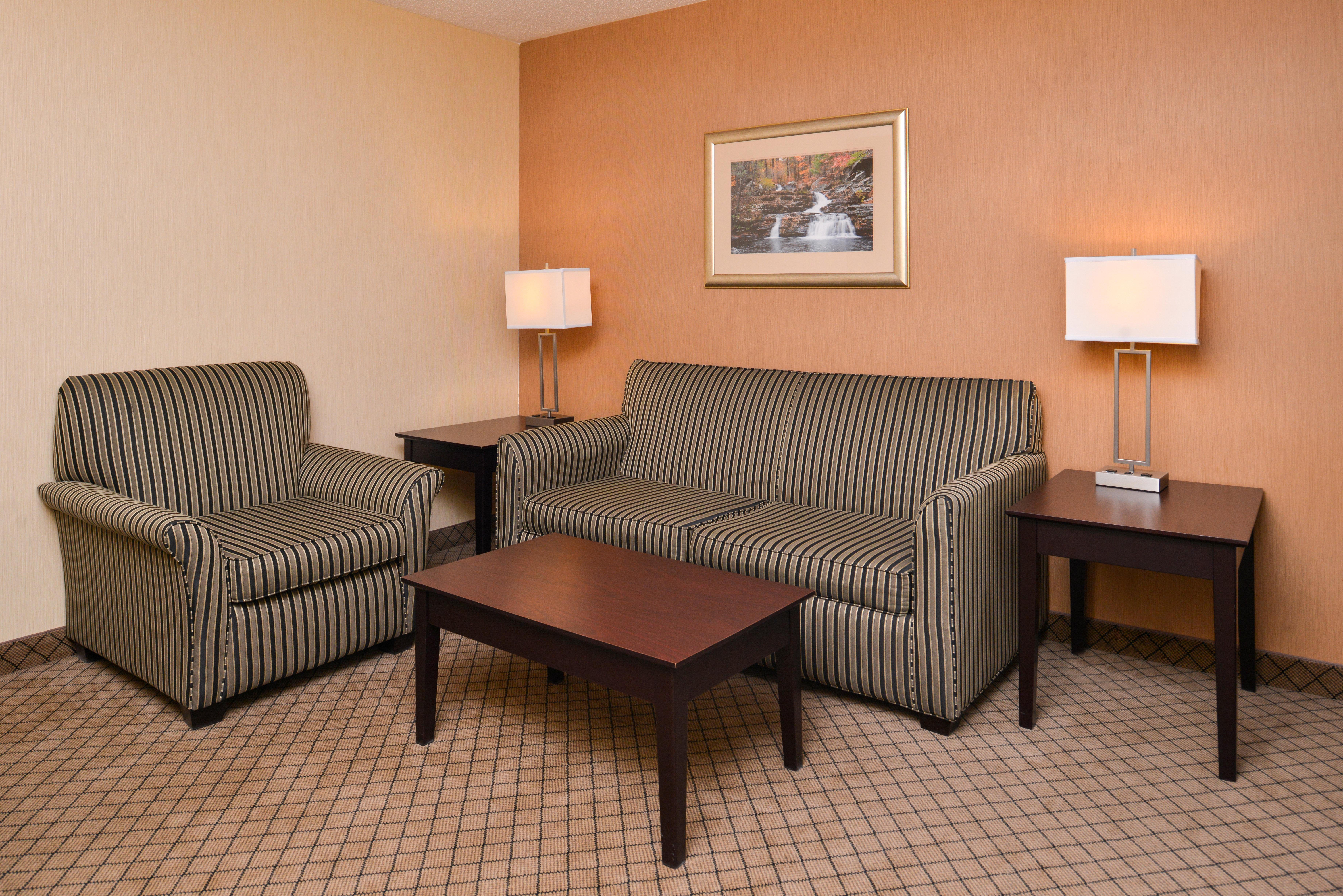 Holiday Inn Express Lewisburg - New Columbia By Ihg Экстерьер фото
