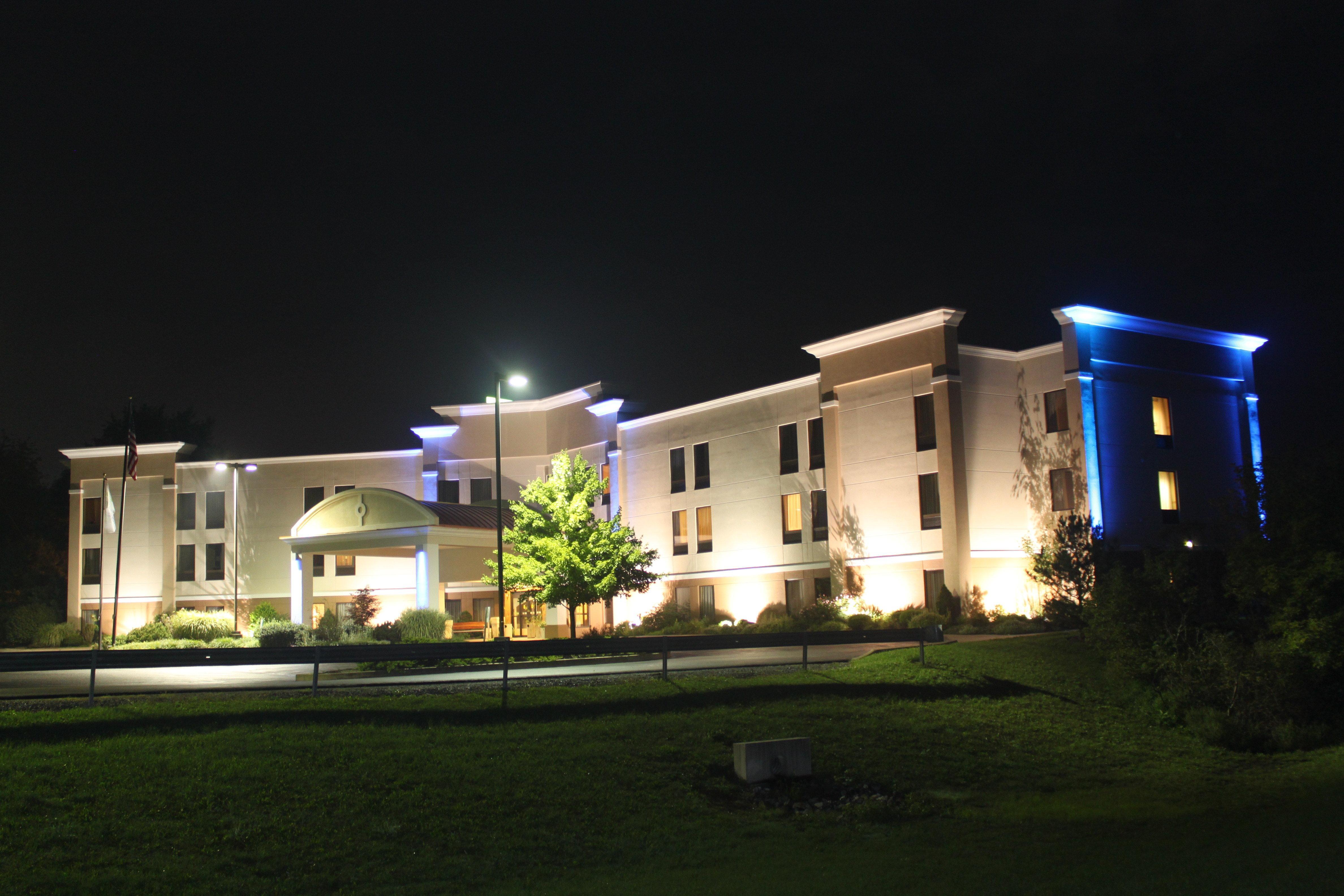 Holiday Inn Express Lewisburg - New Columbia By Ihg Экстерьер фото