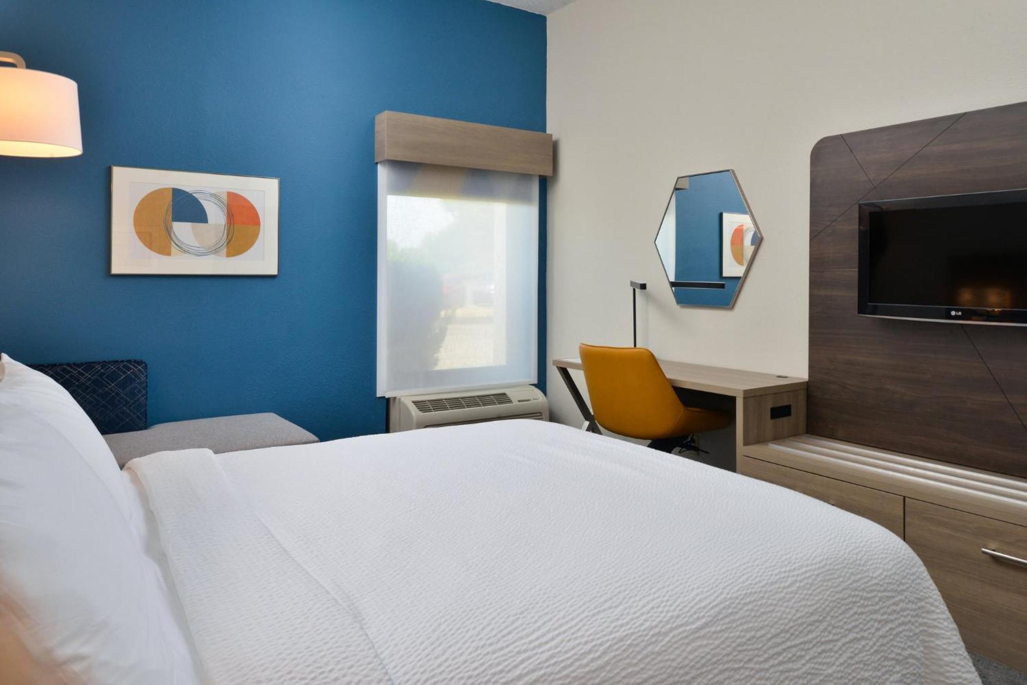 Holiday Inn Express Lewisburg - New Columbia By Ihg Экстерьер фото