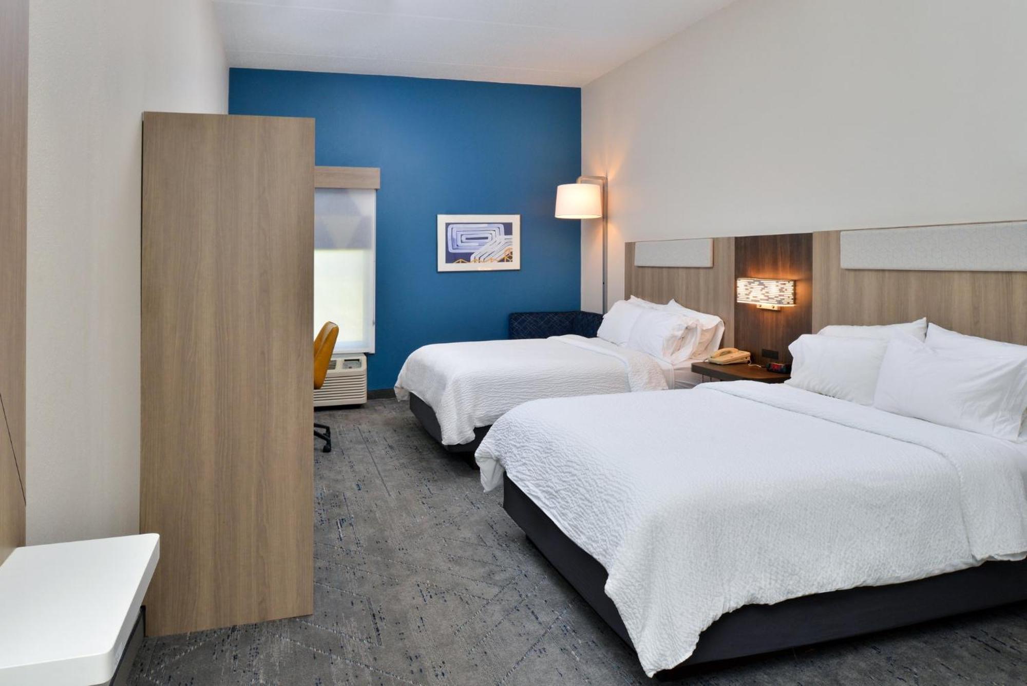 Holiday Inn Express Lewisburg - New Columbia By Ihg Экстерьер фото