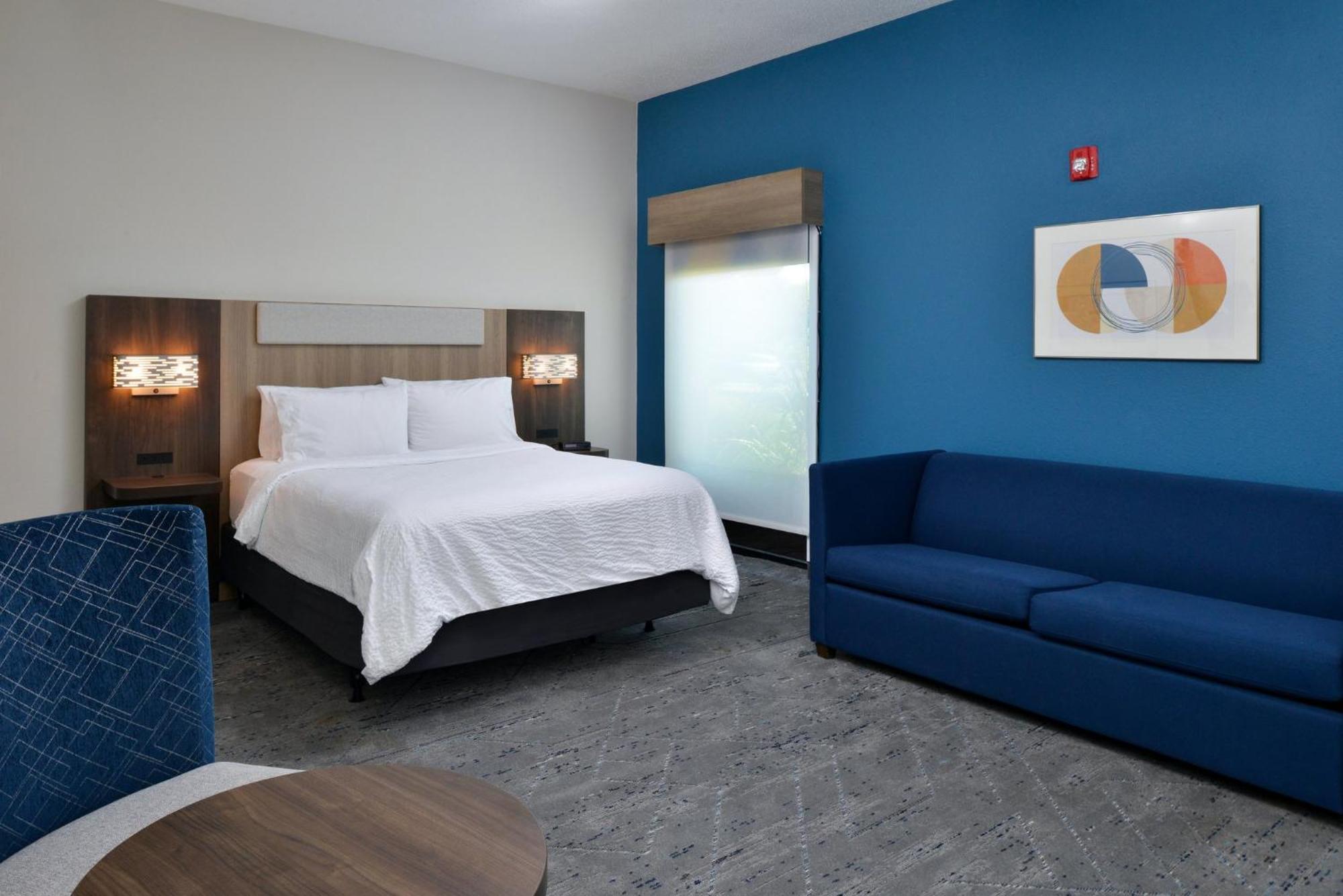 Holiday Inn Express Lewisburg - New Columbia By Ihg Экстерьер фото