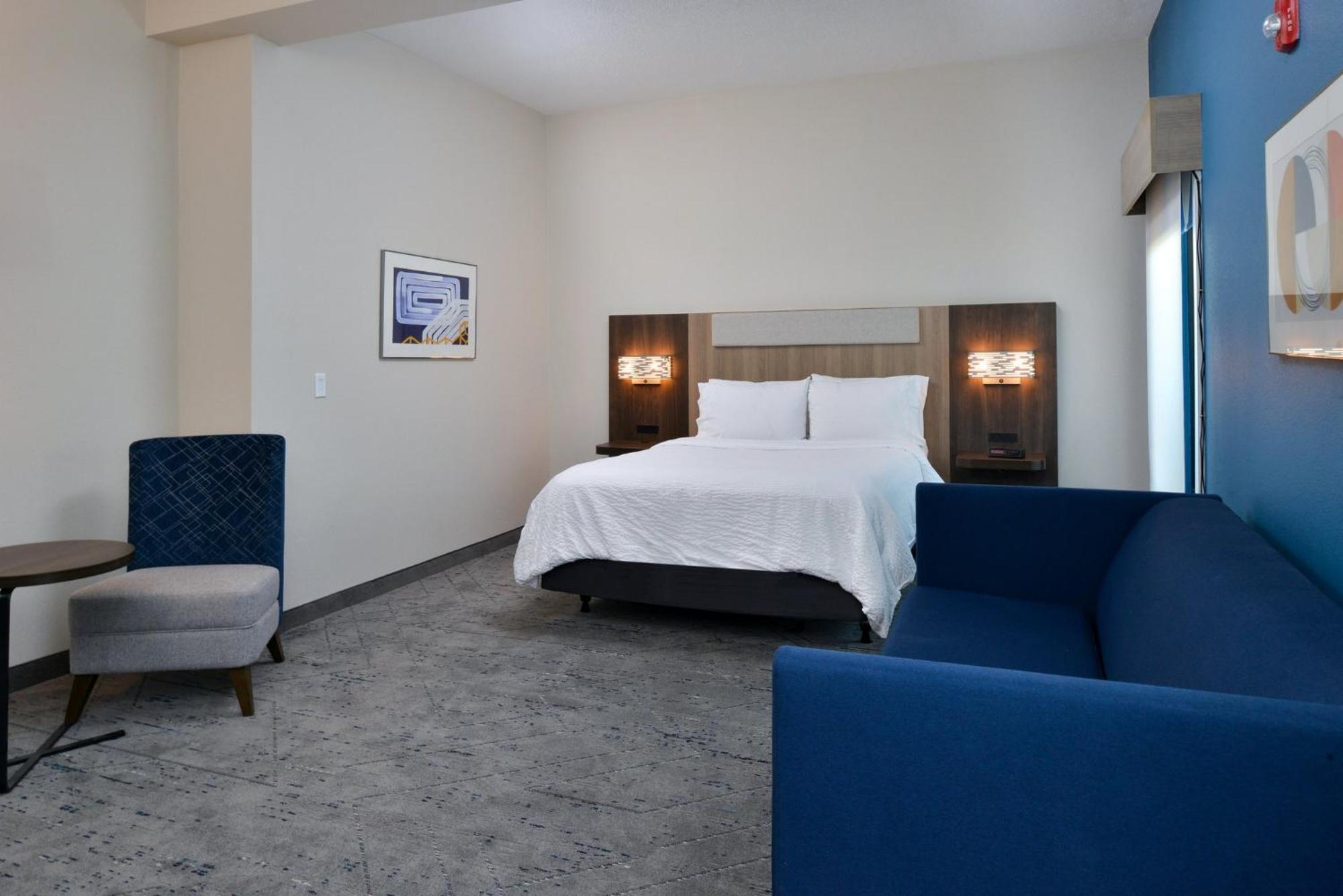 Holiday Inn Express Lewisburg - New Columbia By Ihg Экстерьер фото